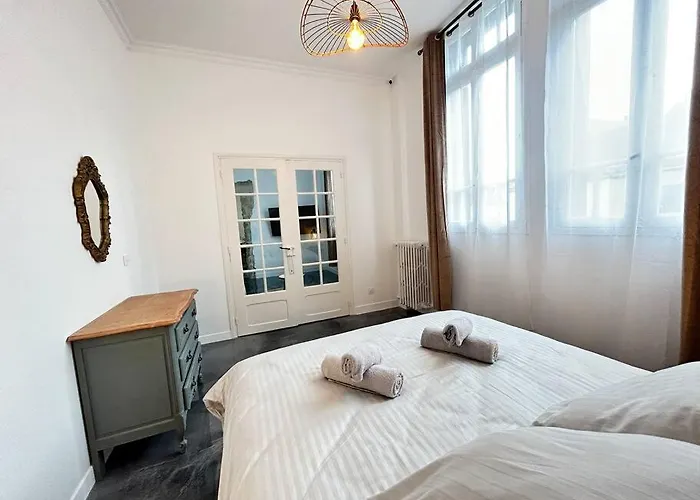 Elegant*epoxy*design&decor Apartamento *